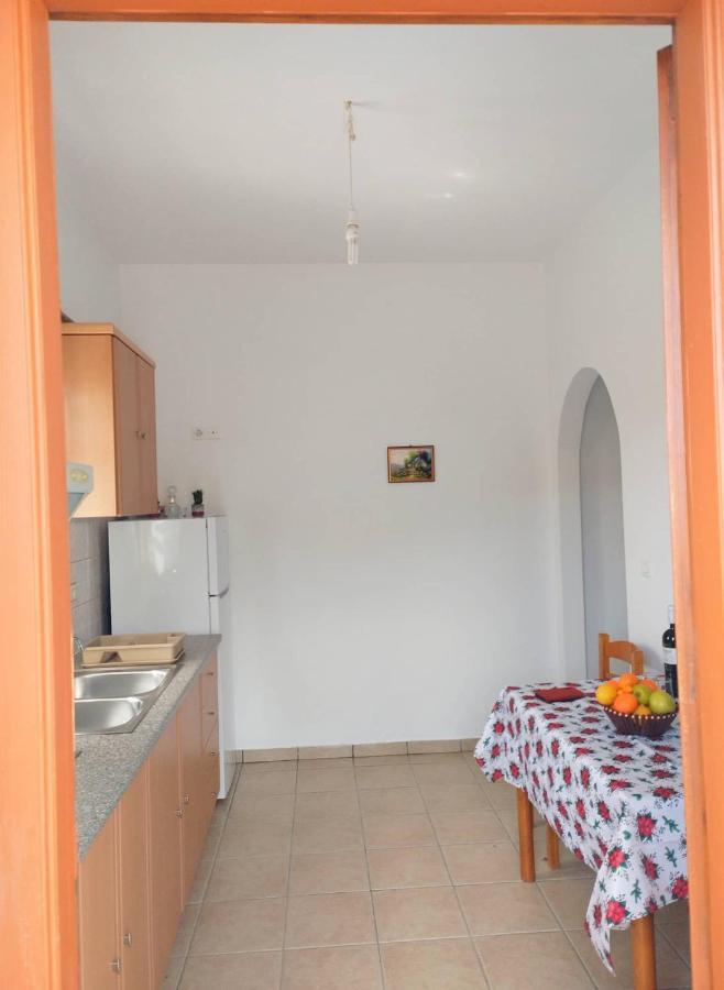 Aggeliki'S Apartments リプシ エクステリア 写真
